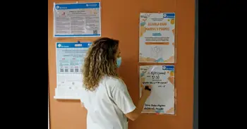 La Arrixaca impulsa una escuela para acompañar a las familias tras el alta de sus bebés