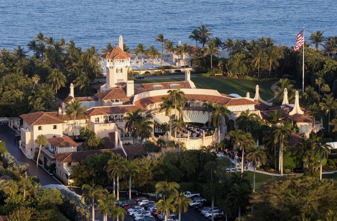 Archivo - PALM BEACH, Dec. 29, 2025  -- This file photo shows a view of the Mar-a-Lago estate in Palm Beach, Florida, the United States. U.S. President Donald Trump and Ukrainian President Volodymyr Zelensky met in Florida on Sunday on the latest draft of