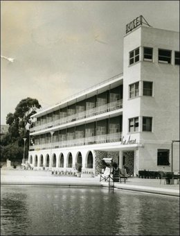 Imagen del antiguo hotel Los Arcos antes de su reconversión en hospital