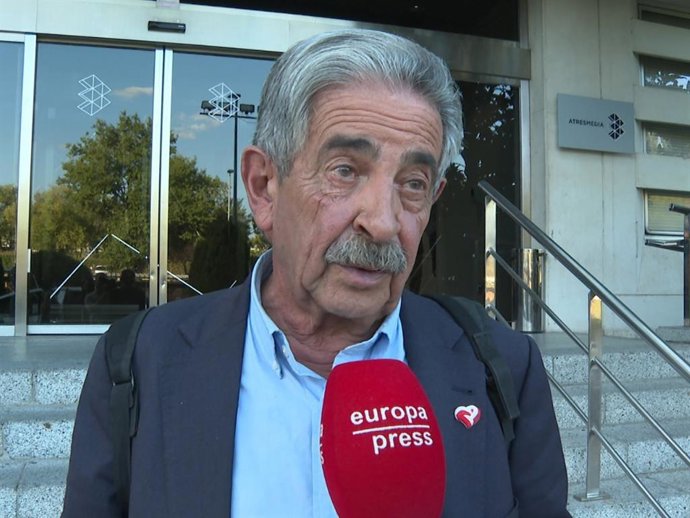 Archivo - Miguel Ángel Revilla     10/9/2025