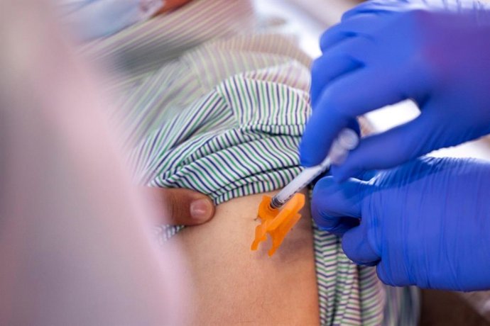 Vacunación en Castilla y León. Vacuna sacyl, vacuna, vacunación.