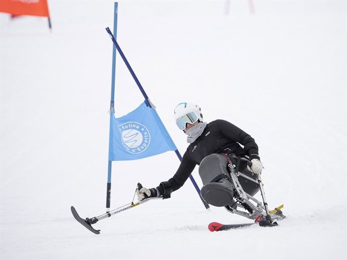 Archivo - La esquiadora española Iraide Rodríguez durante una competición