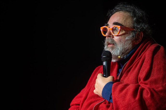 Archivo - L'escriptor Bob Pop