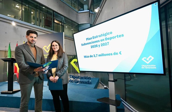 La portavoz del equipo de gobierno de la Diputación de Granada, María Vera, y el diputado de Deportes e Instalaciones Deportivas, Eric Escobedo.