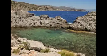 La mejora de la biodiversidad en la Punta de la Mona (Granada)permite evaluar una nueva regulación de la pesca deportiva