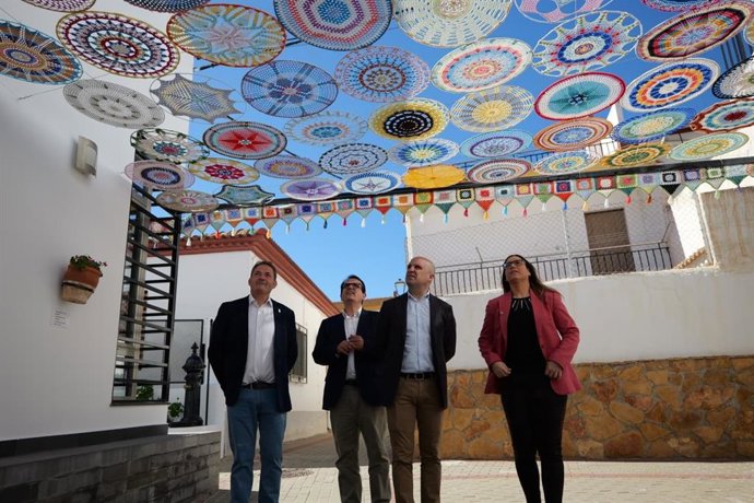 El presidente de la Diputación de Almería, Jose Antonio García Alcaina, visita Líjar.