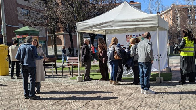 Propsamenak bozkatzeko karpetako bat