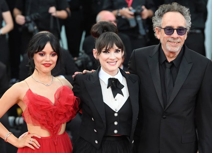 Archivo - Winona Ryder ficha por la temporada 3 de Miércoles y se reencuentra con Jenna Ortega y Tim Burton