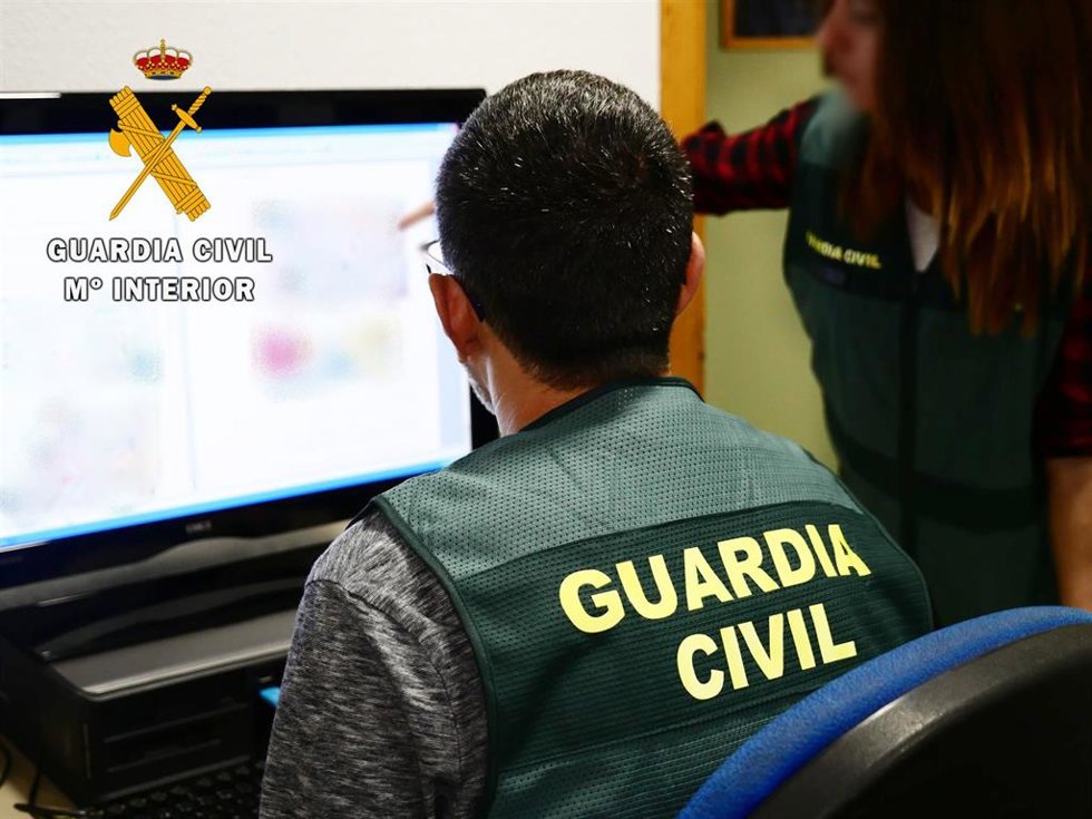 Archivo - Agentes de la Guardia Civil en una imagen de archivo. 