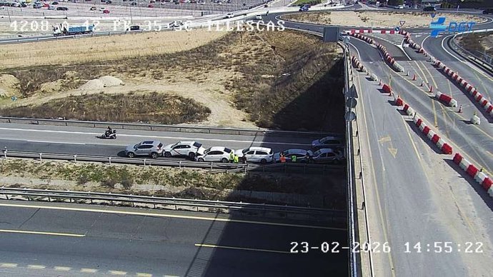 Colisión por alcance entre seis vehículos en la A-42 en Illescas