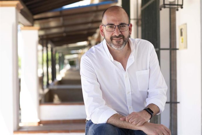 Archivo - El presidente de la nueva formación 'Almonte 100x100' y exedil del PP, Miguel Ángel Jiménez.