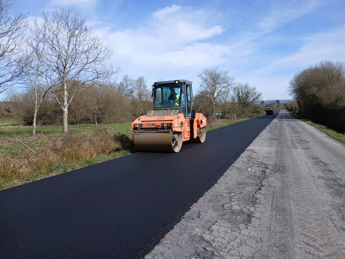 Labores de pavimentación y extensión de aglomerado
