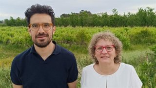 Archivo - Los concejales de CHA en Borja, Mamen Chamorro y Julio Andía.