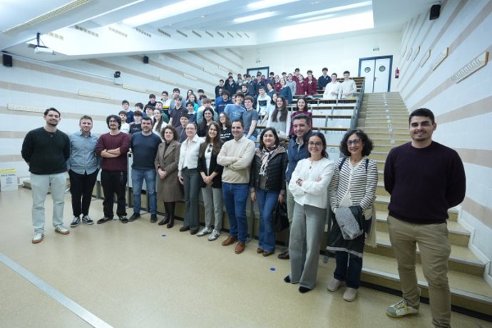 Imagen de la inauguración de la fase local de las olimpiadas, en el aulario Averroes de Rabanales.