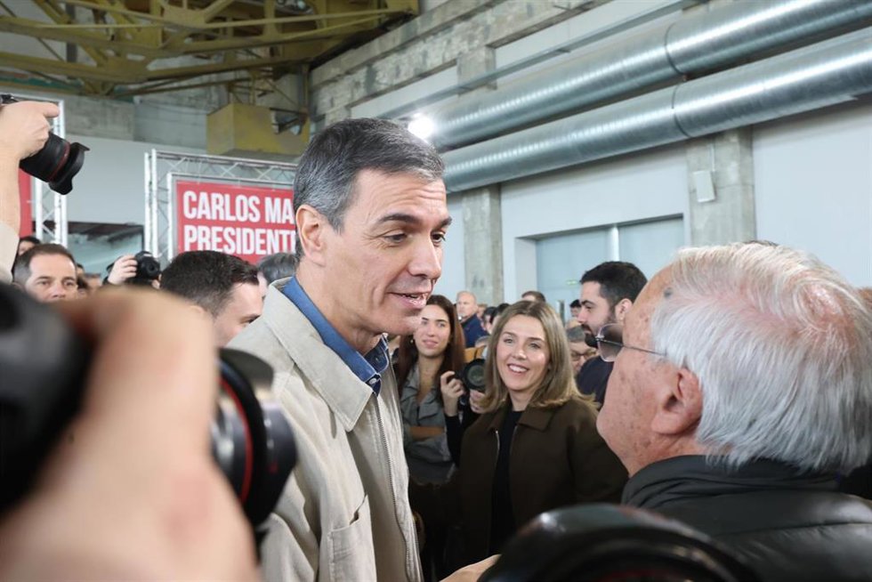 El secretario general del PSOE y presidente del Gobierno de España, Pedro Sánchez, durante un acto, en la Sala Turbinas de La Térmica Cultural, a 22 de febrero de 2026, en Ponferrada, León, Castilla León (España). 