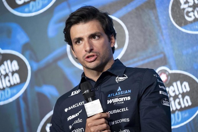 El piloto español de Fórmula 1 Carlos Sainz (Williams), en un evento de Estrella Galicia 0,0 en Madrid.