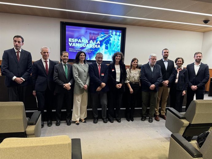 Actualizar la regulación, clave para no perder el liderato europeo en ensayos clínicos y 1.262 millones hasta 2040