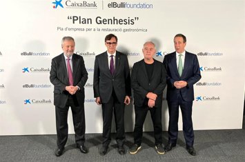 El presidente de CaixaBank, Tomás Muniesa; el presidente de la Generalitat, Salvador Illa; el presidente de elBulliFoundation, Ferran Adrià, y el consejero delegado de CaixaBank, Gonzalo Gortázar.