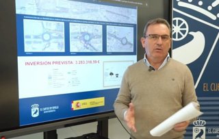 El portavoz del PP en El Cuervo (Sevilla) y alcalde del municipio, José Manuel Oliva.