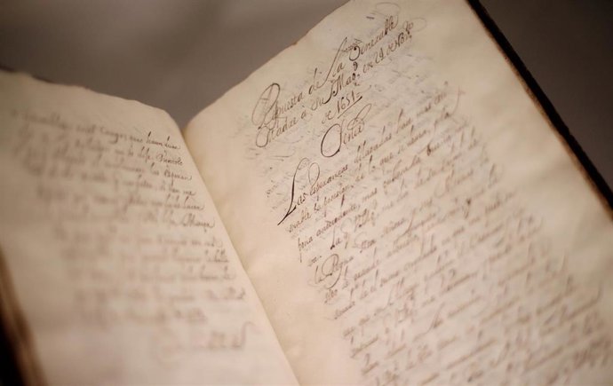 Archivo - Obra literaria presentada en la exposición 'Tan sabia como valerosa. Mujeres y escritura en los Siglos de Oro', celebrada en el Instituto Cervantes, a la que acudirá el ministro de Cultura y Deporte, José Manuel Rodríguez Uribes, y que gira en t