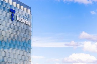 Fachada de la sede de Telefónica