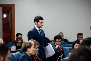 El ministro de Derechos Sociales, Consumo y Agenda 2030, Pablo Bustinduy, durante una rueda de prensa tras la reunión del Consejo de Ministros, a 10 de febrero de 2026, en Madrid (España)