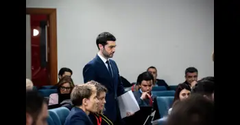 El Gobierno aprueba este martes una estrategia estatal con criterios comunes contra la soledad no deseada