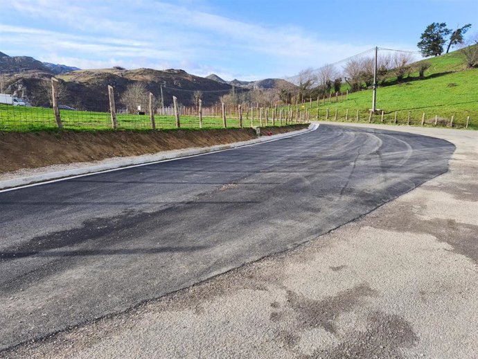 Ampliación del aparcamiento.