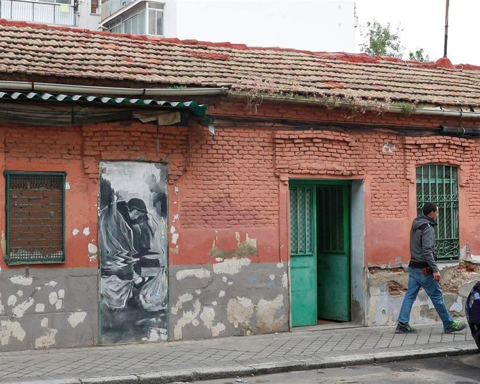 Archivo - La casa fotografiada por Capa en Vallecas, a 13 de noviembre de 2025, en Madrid (España). 