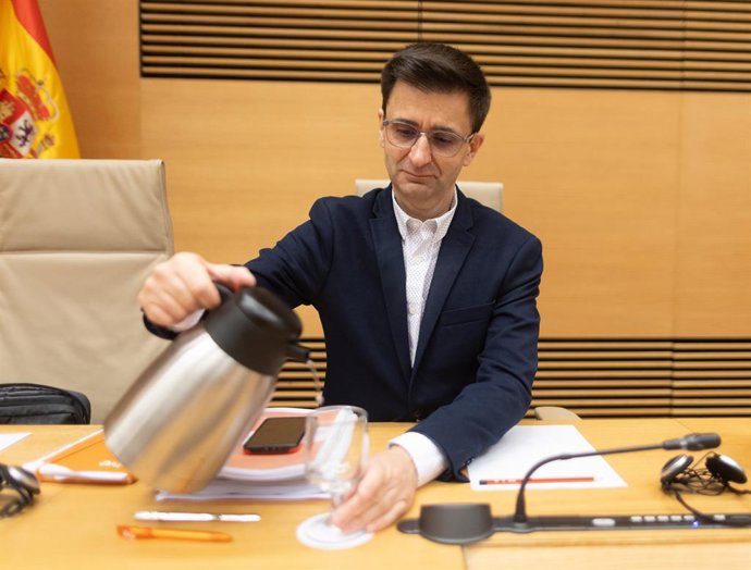 El presidente del Consejo de Administración de la Corporación RTVE, José Pablo López Sánchez, comparece ante la Comisión Mixta de Control Parlamentario de la Corporación RTVE y sus Sociedades, en el Congreso de los Diputados, a 5 de febrero de 2026, en Ma