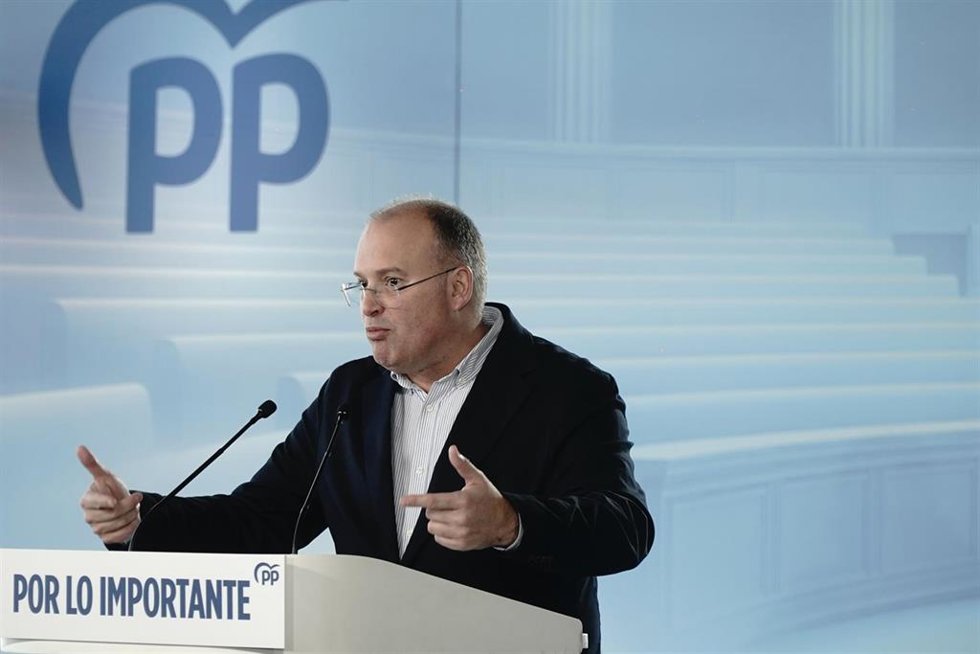Archivo - El secretario general del PP, Miguel Tellado, durante la apertura de la 28 Interparlamentaria del PP, en el Palexco, a 10 de enero de 2026, en A Coruña, Galicia (España).