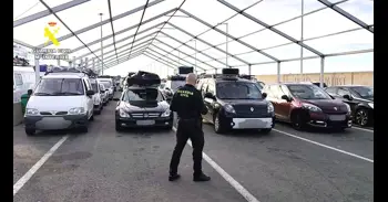 Seis detenidos tras desarticular una trama de exportación fraudulenta de vehículos en el puerto de Alicante