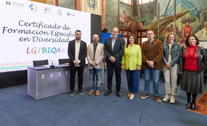 Presentación del certificado de formación en diversidad LGTBIQA+ en el Cabildo de Tenerife