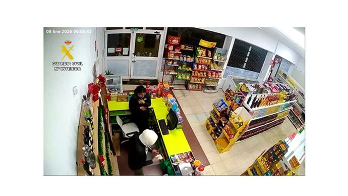 Atracto en un establecimiento comercial en Tomelloso.