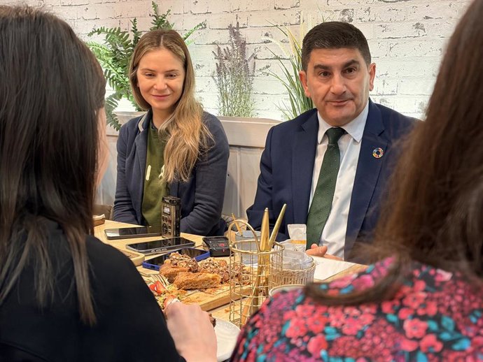 El delegado del Gobierno, Pedro Blanco, en un desayuno informativo en Santiago de Compostela