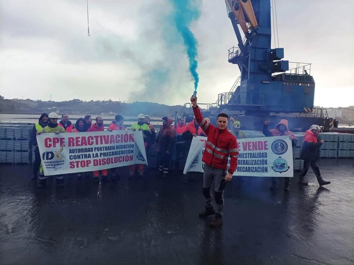 Protestas de estibadores en el Puerto de Avilés.