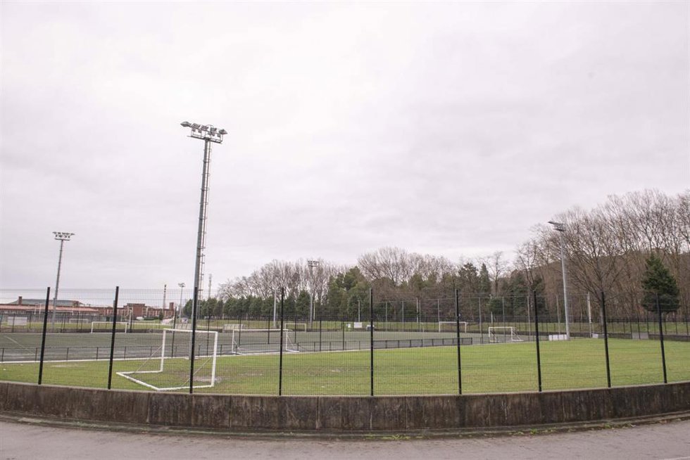 Archivo - Campo de fútbol del Óscar Freire.- Archivo