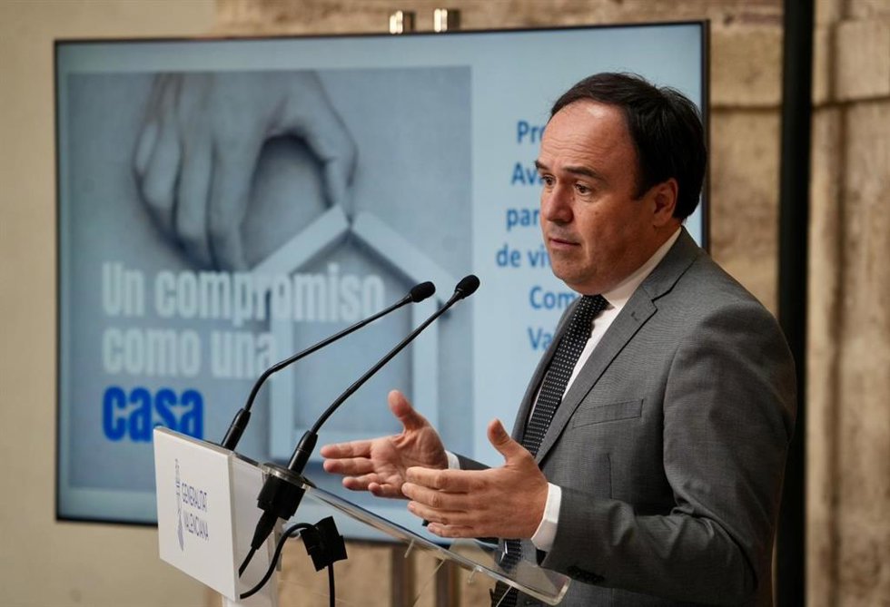El presidente de la Generalitat, Juanfran Pérez Llorca, en la presentación de la nueva convocatoria del Programa de Garantías del Instituto Valenciano de Finanzas (IVF)