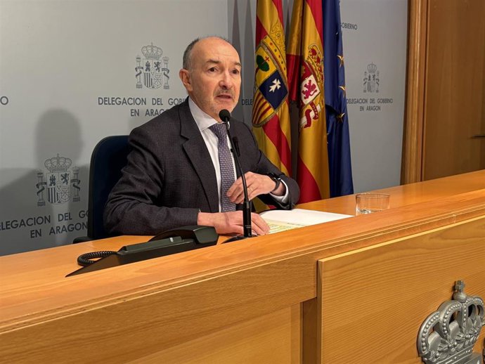Archivo - El delegado del Gobierno en Aragón, Fernando Beltrán.