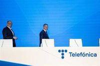 Telefónica mantiene "sin cambios" sus planes de salida de Venezuela y ve "avances" para fusiones en Europa