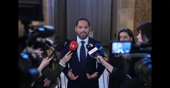 Ignacio Garriga (Vox) ve una "falta de respeto" el documento marco del PP para negociar con Vox