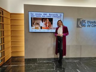 La delegada de Igualdad, Cooperación al Desarrollo, Consumo y Participación Ciudadana en la Diputación de Córdoba, Auxiliadora Moreno, en la presentación de actividades por el 8M.