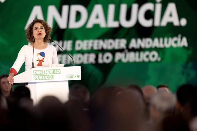 La secretaria general del PSOE-A, María Jesús Montero, en Jaén, en el acto del PSOE-A para celebrar el Día de Andalucía de 2026. (Foto de archivo del 21 de febrero).