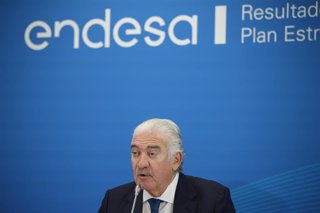 El CEO de Endesa, José Bogas, durante la presentación de los resultados 2025 y la actualización del Plan Estratégico 2026–2028, a 24 de febrero de 2026, en Madrid (España). Endesa obtuvo un beneficio neto de 2.198 millones de euros en 2025, lo que represe