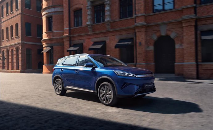 BYD lanza el renovado Atto 3 EVO con hasta 710 km de autonomía urbana y desde 42.990 euros