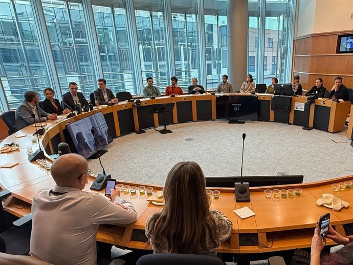 Cata de AOVE de Jaén en el Parlamento europeo