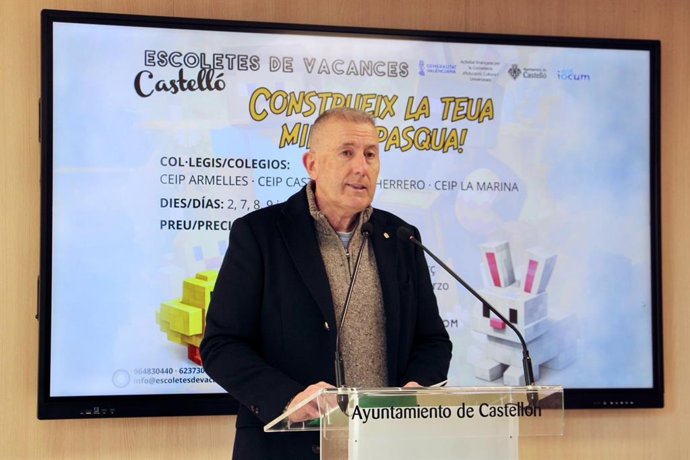 Vicent Sales, regidor d'Educació en funcions