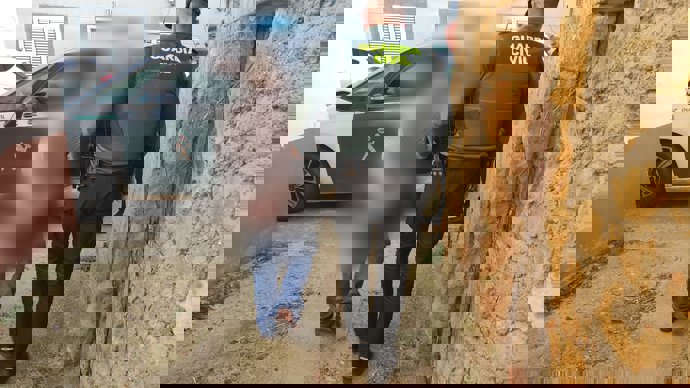 Detenido en Peleas de Abajo (Zamora) por el apuñalamiento mortal de su hermano. 