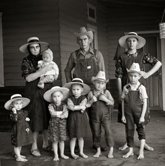 Foto: Paraguay.- Miguel Bergasa adentra a Cartagena en la cultura menonita con su exposición en la bienal FotoFest