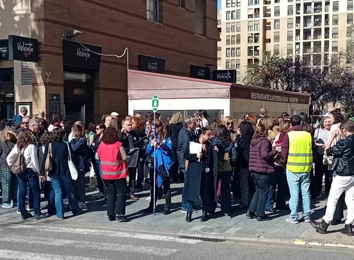 La Ciutat de la Justícia de València efectua un simulacre d'incendi per a avaluar el pla d'emergències i evacua la seu en 12 minuts